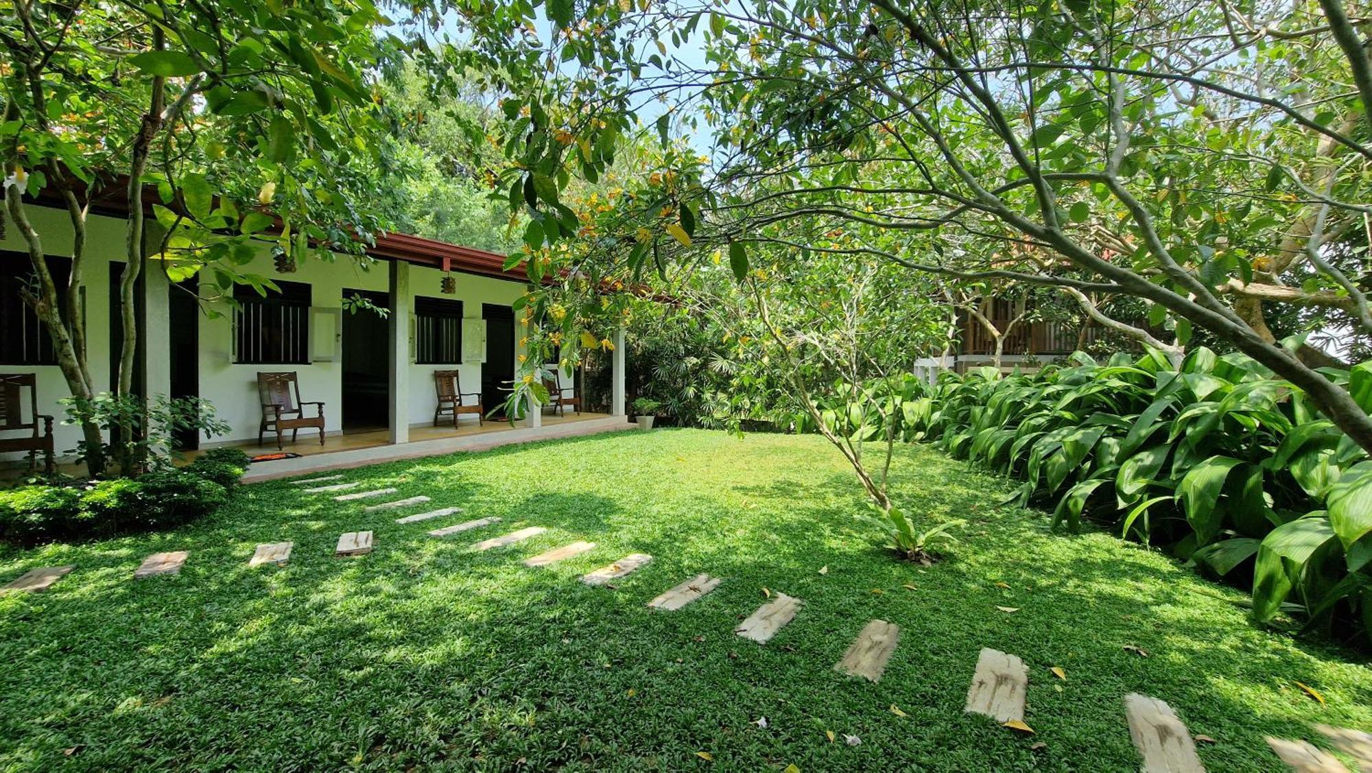 Villa Arana Bentota Extérieur photo