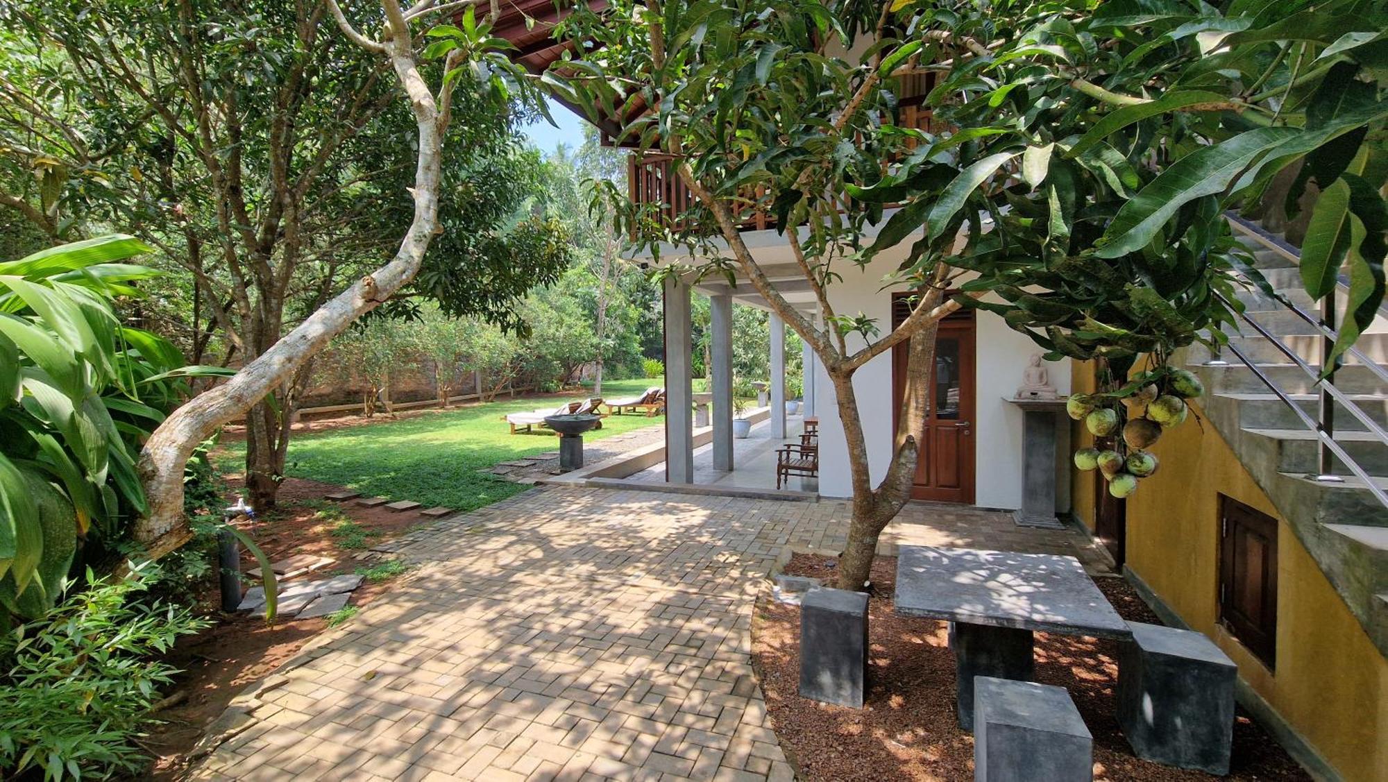 Villa Arana Bentota Extérieur photo