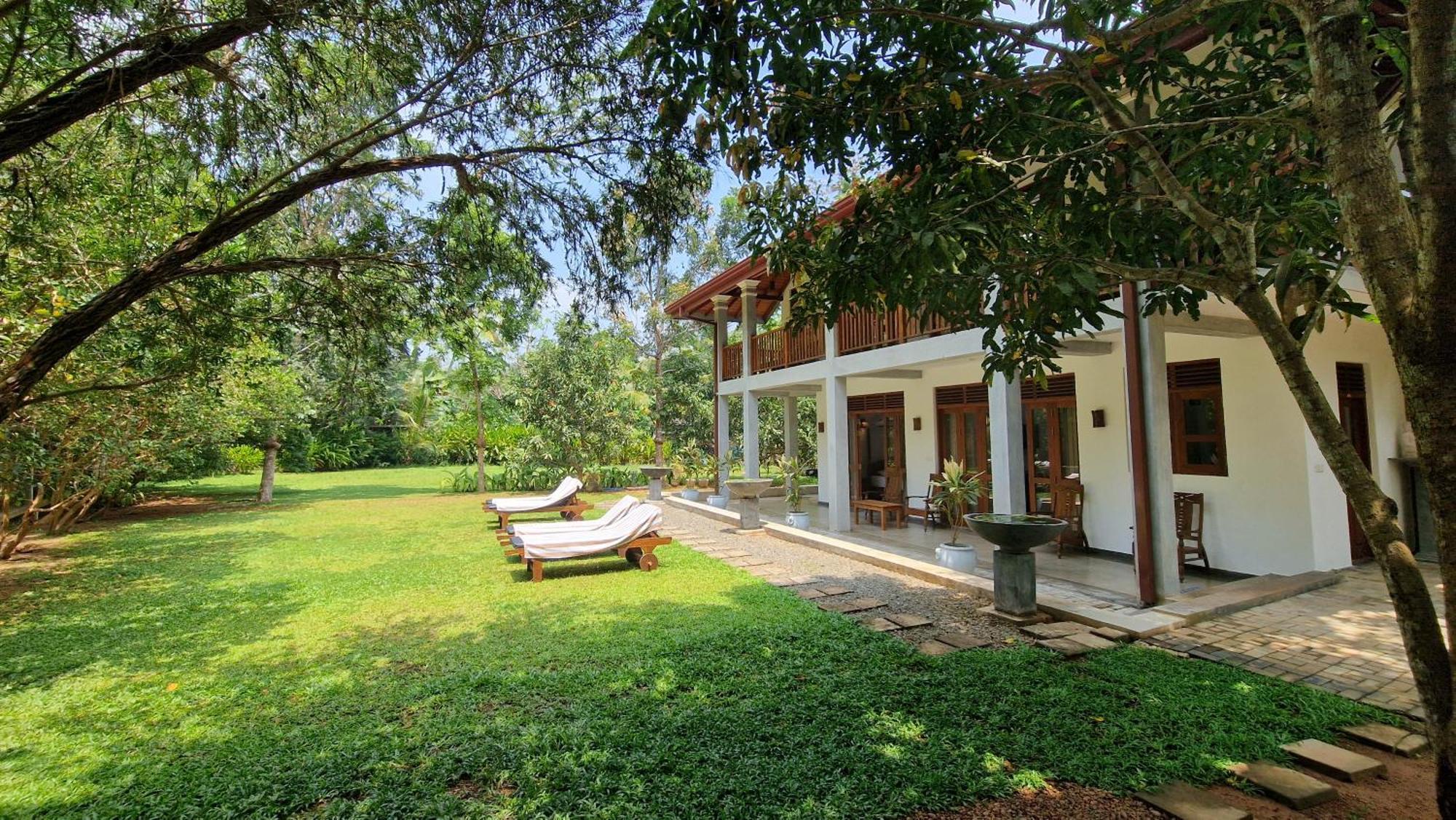 Villa Arana Bentota Extérieur photo