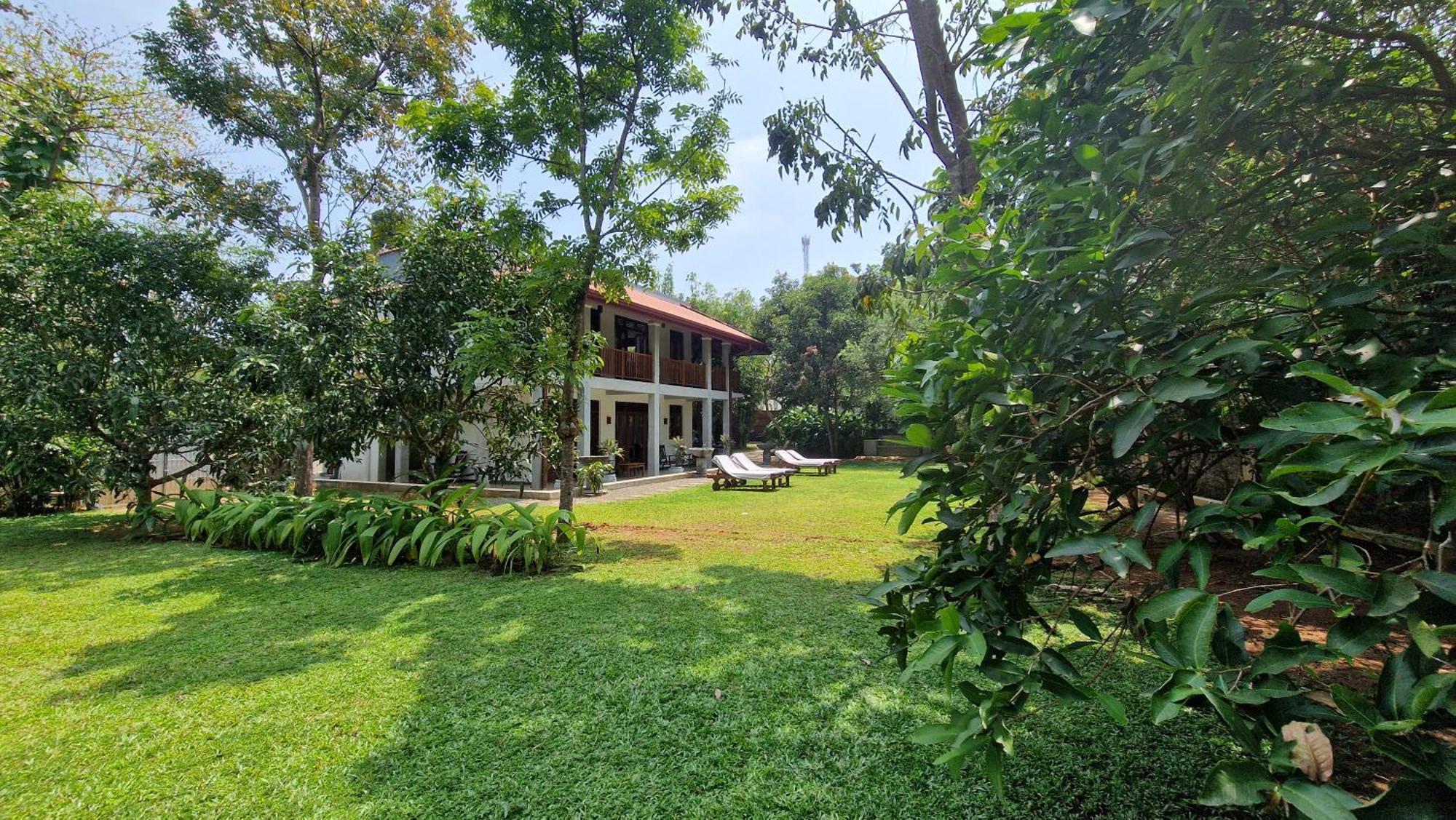 Villa Arana Bentota Extérieur photo